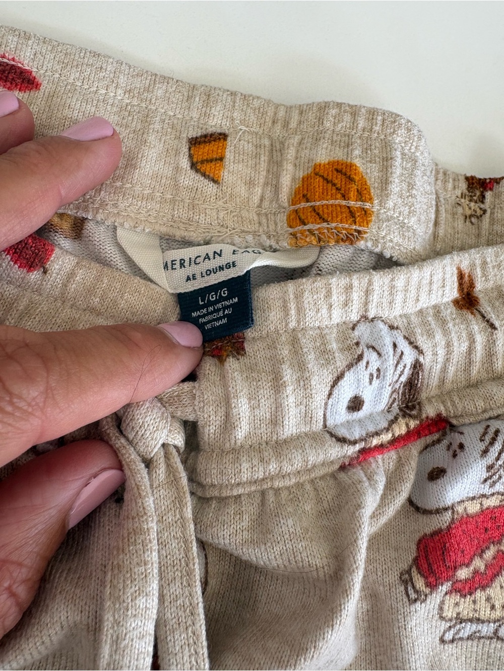 American Eagle Outfitters Cream Plush Snoopy Pajama Set - Large - Picture 7 of 9